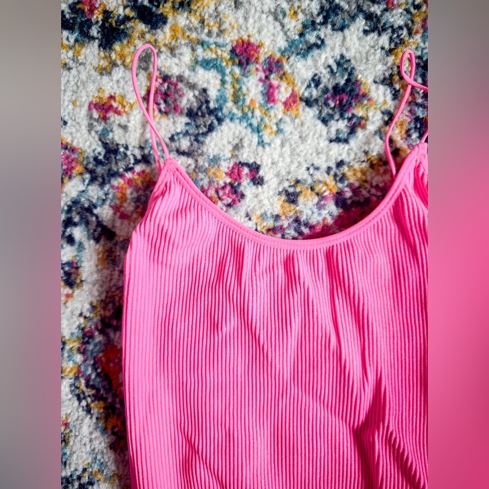 Aritzia Sunday Best Seamless Bodysuit - Picture 2 of 4